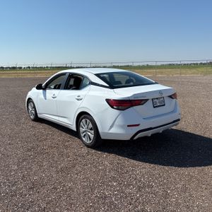 2022 Nissan SENTRA S photo 5