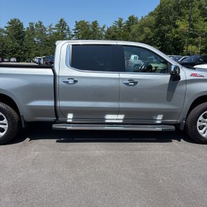 2024 Chevrolet SILVERADO 1500 LTZ — миниатюра 11