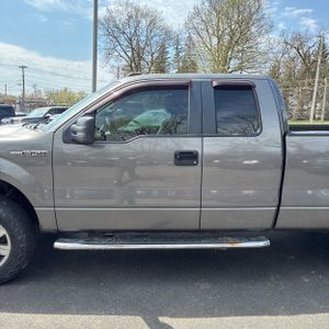 FORD F-150 XLT - 4