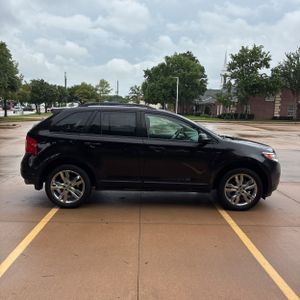 FORD EDGE SEL - 10