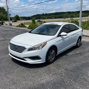 صورة 1 لـ 2016 Hyundai SONATA SE