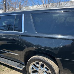 CHEVROLET SUBURBAN LT - 6