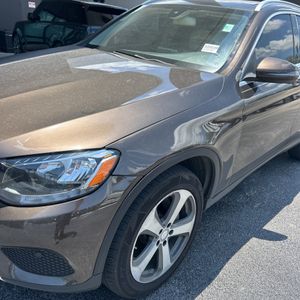 2017 Mercedes-BENZ GLC thumbnail 60