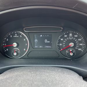 صورة مصغرة 38 لـ 2016 KIA SORENTO LX
