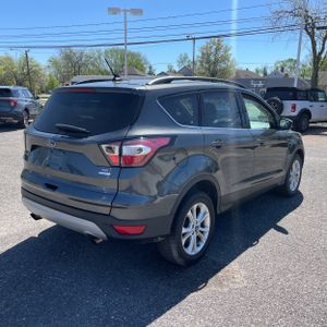 FORD ESCAPE SE - 5