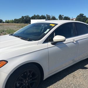 FORD FUSION SE - 2