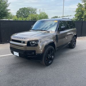 2024 LAND Rover DEFENDER 110 P400 X-DYNAMIC SE photo 1