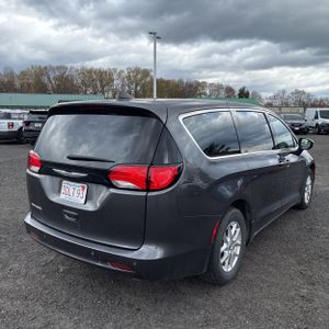 CHRYSLER VOYAGER LX - 8