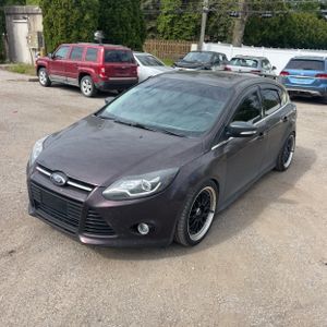 FORD FOCUS TITANIUM - 1