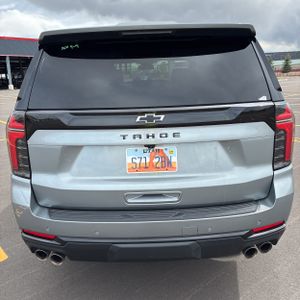 CHEVROLET TAHOE Z71 - 7