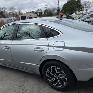 HYUNDAI SONATA HYBRID BLUE - 6