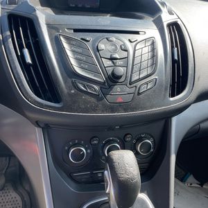صورة 68 لـ 2013 FORD ESCAPE SE