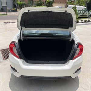 2018 Honda CIVIC LX — миниатюра 41