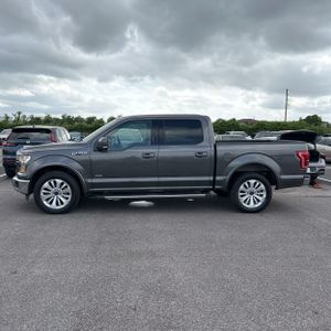 FORD F-150 LARIAT - 3