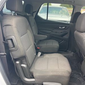 صورة 34 لـ 2020 Chevrolet TRAVERSE LT CLOTH