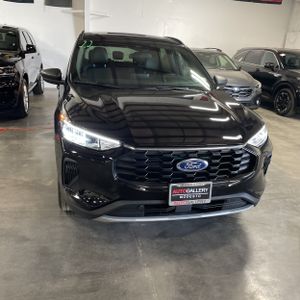 2025 FORD ESCAPE ST-LINE thumbnail 14