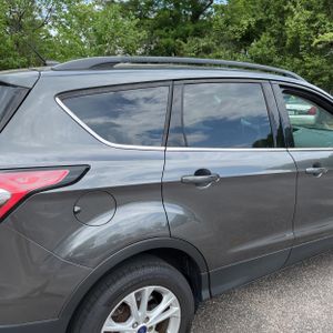 FORD ESCAPE SE - 9