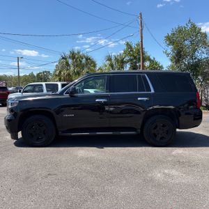 CHEVROLET TAHOE LS - 3