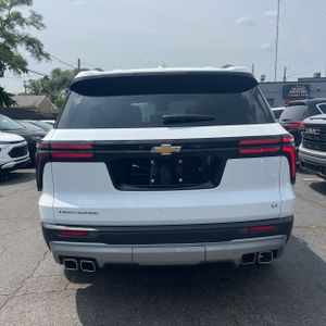2024 Chevrolet TRAVERSE LT — фото 7