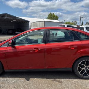 FORD FOCUS SEL - 4