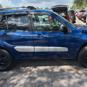 2005 Toyota RAV4 BASE — миниатюра 11