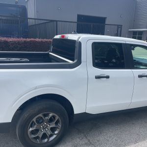 FORD MAVERICK XLT - 9