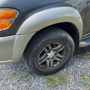 صورة مصغرة 15 لـ 2004 Toyota SEQUOIA SR5