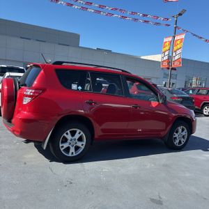 TOYOTA RAV4 - 10