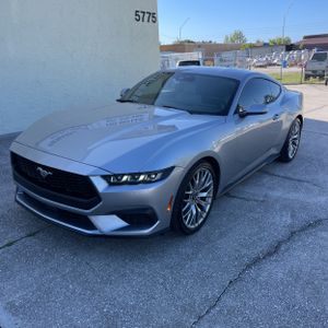 FORD MUSTANG ECOBOOST PREMIUM - 1