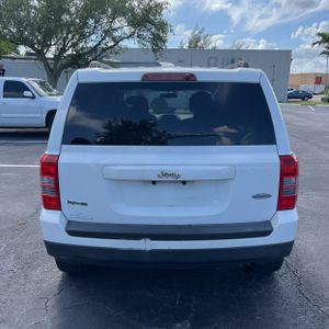 JEEP PATRIOT LATITUDE - 7