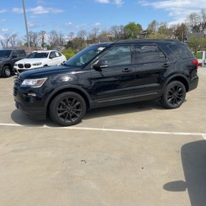 FORD EXPLORER XLT - 3