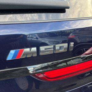 2021 BMW X7 M50I — фото 19