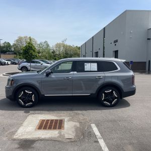 KIA TELLURIDE - 3