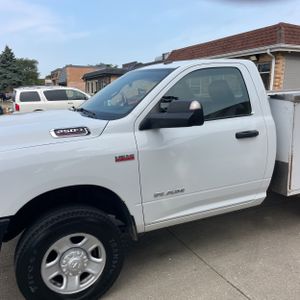 2022 RAM 2500 TRADESMAN — фото 2