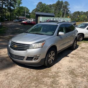 CHEVROLET TRAVERSE LT - 1
