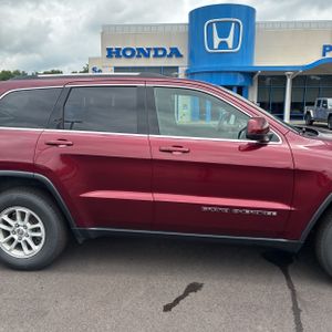 صورة مصغرة 11 لـ 2020 JEEP GRAND CHEROKEE LAREDO E