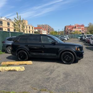 KIA TELLURIDE - 10