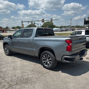 2019 Chevrolet SILVERADO 1500 RST — фото 5