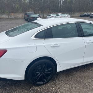 CHEVROLET MALIBU 1LT - 9