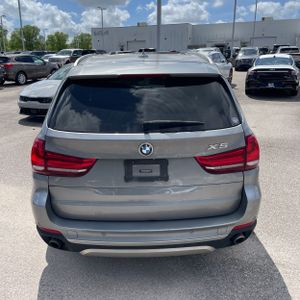 BMW X5 SDRIVE35I - 7