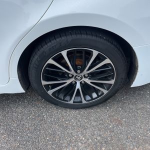 2020 Toyota CAMRY SE thumbnail 18