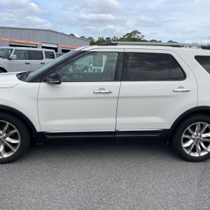 FORD EXPLORER XLT - 4