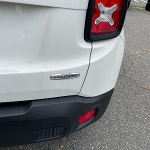 صورة 23 لـ 2015 JEEP RENEGADE LATITUDE