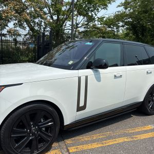 صورة 2 لـ 2023 LAND Rover RANGE ROVER P400 SE