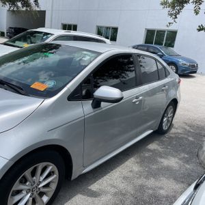 صورة 3 لـ 2021 Toyota COROLLA LE