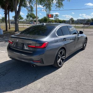 BMW 3 SERIES 330I - 8