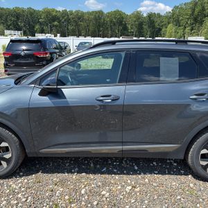 2023 KIA SPORTAGE PLUG-IN HYBRID X-LINE PRESTIGE photo 4
