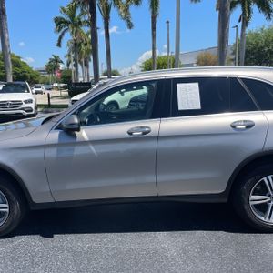 MERCEDES-BENZ GLC-CLASS - 4