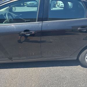 FORD FOCUS SE - 4