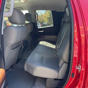 2010 Toyota TUNDRA LIMITED photo 33